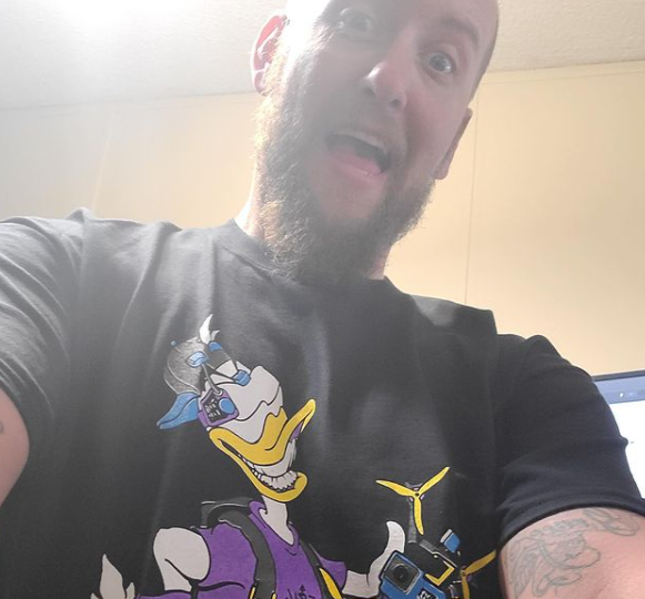 Duck FPV Premium T-Shirt